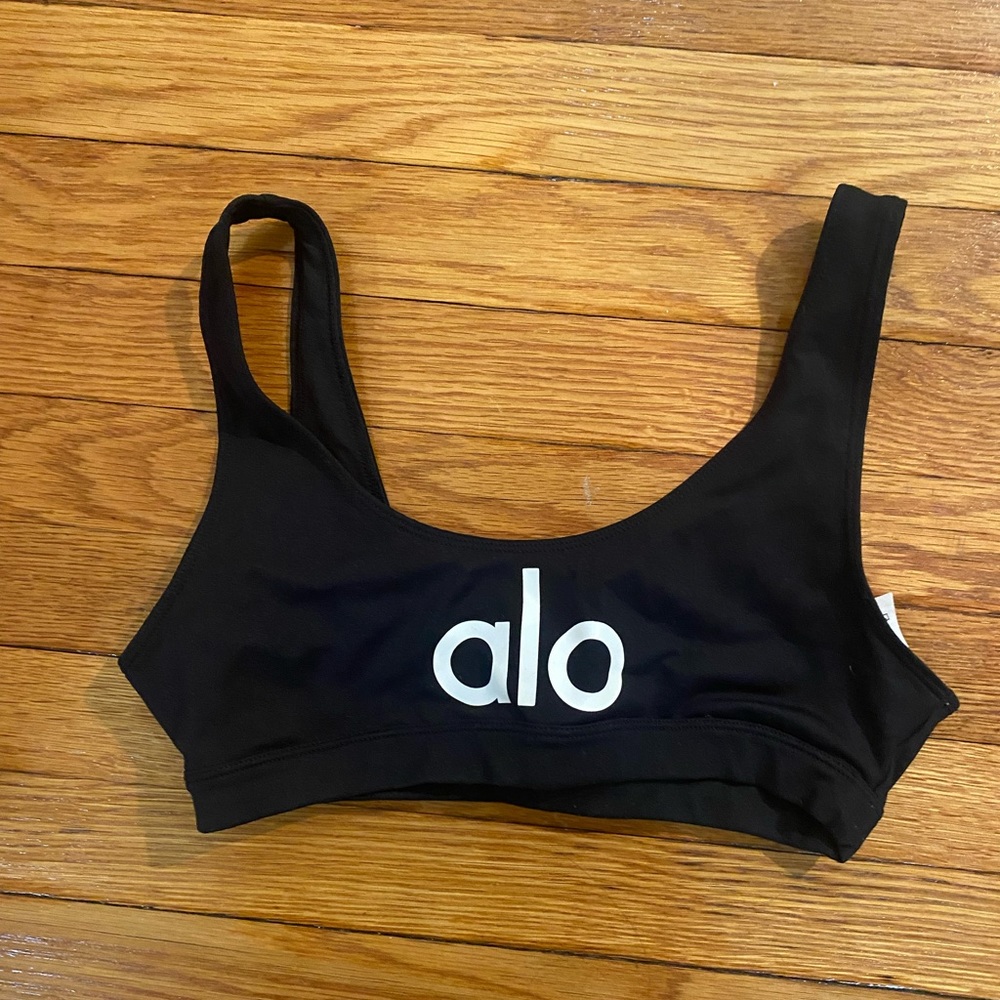 Alo black sports bra